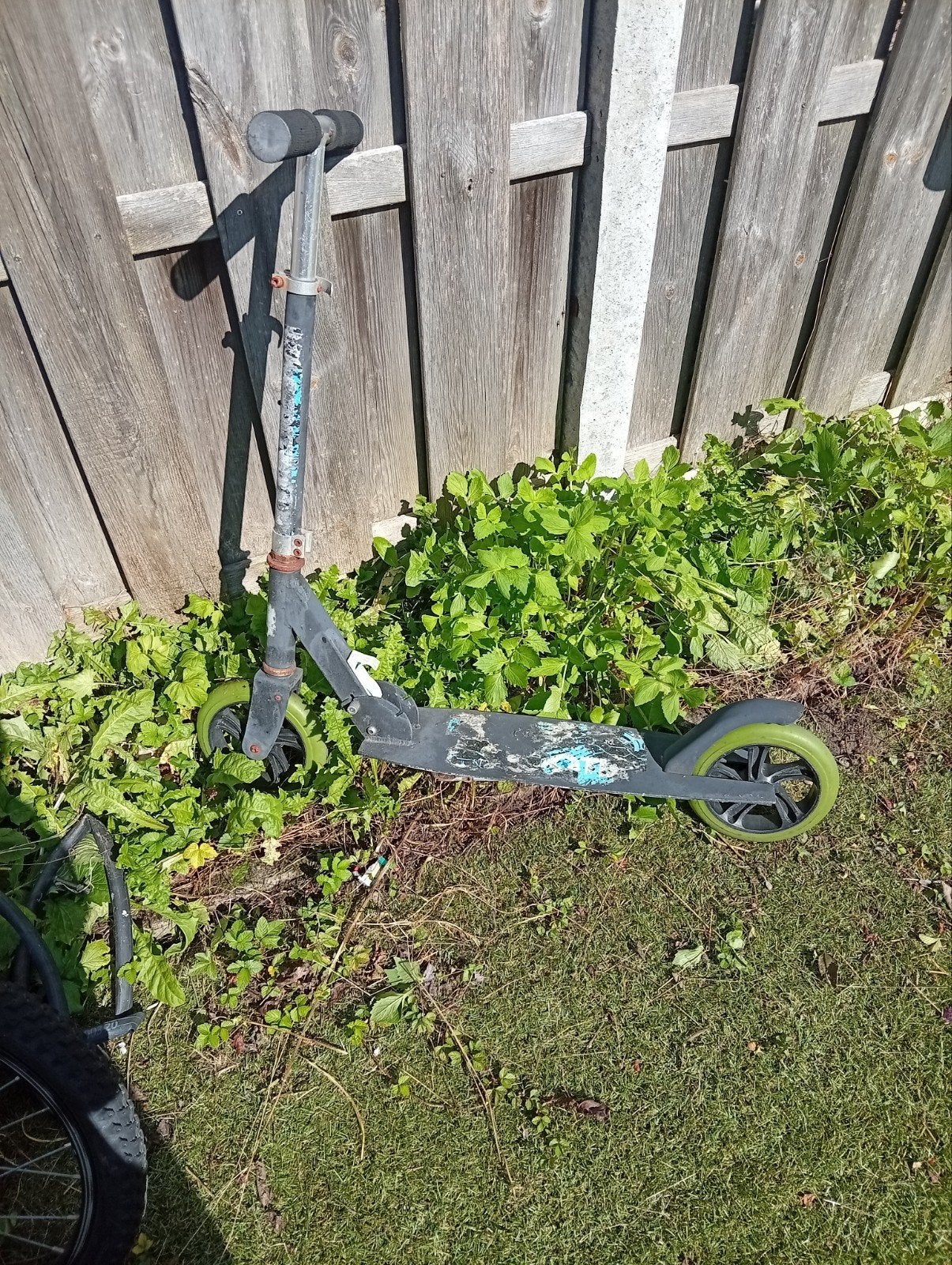Gebruikte step met groene wielen, Fietsen en Brommers, Ophalen, Gebruikt, Gewone step, Onbekend