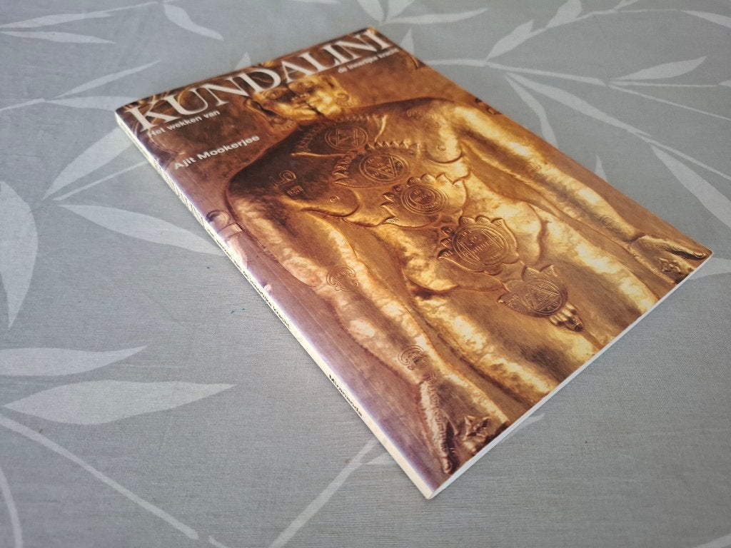 KUNDALINI – Het wekken van de innerlijke kracht, Boeken, Gelezen, Achtergrond en Informatie, Ophalen of Verzenden, Overige onderwerpen
