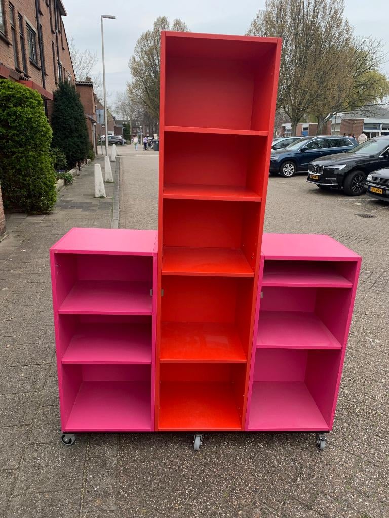 Kleurige  driedelige verrijdbare kast, Huis en Inrichting, Kasten | Kledingkasten, Met plank(en), Gebruikt, 100 tot 150 cm, Kleurrijk modern strak