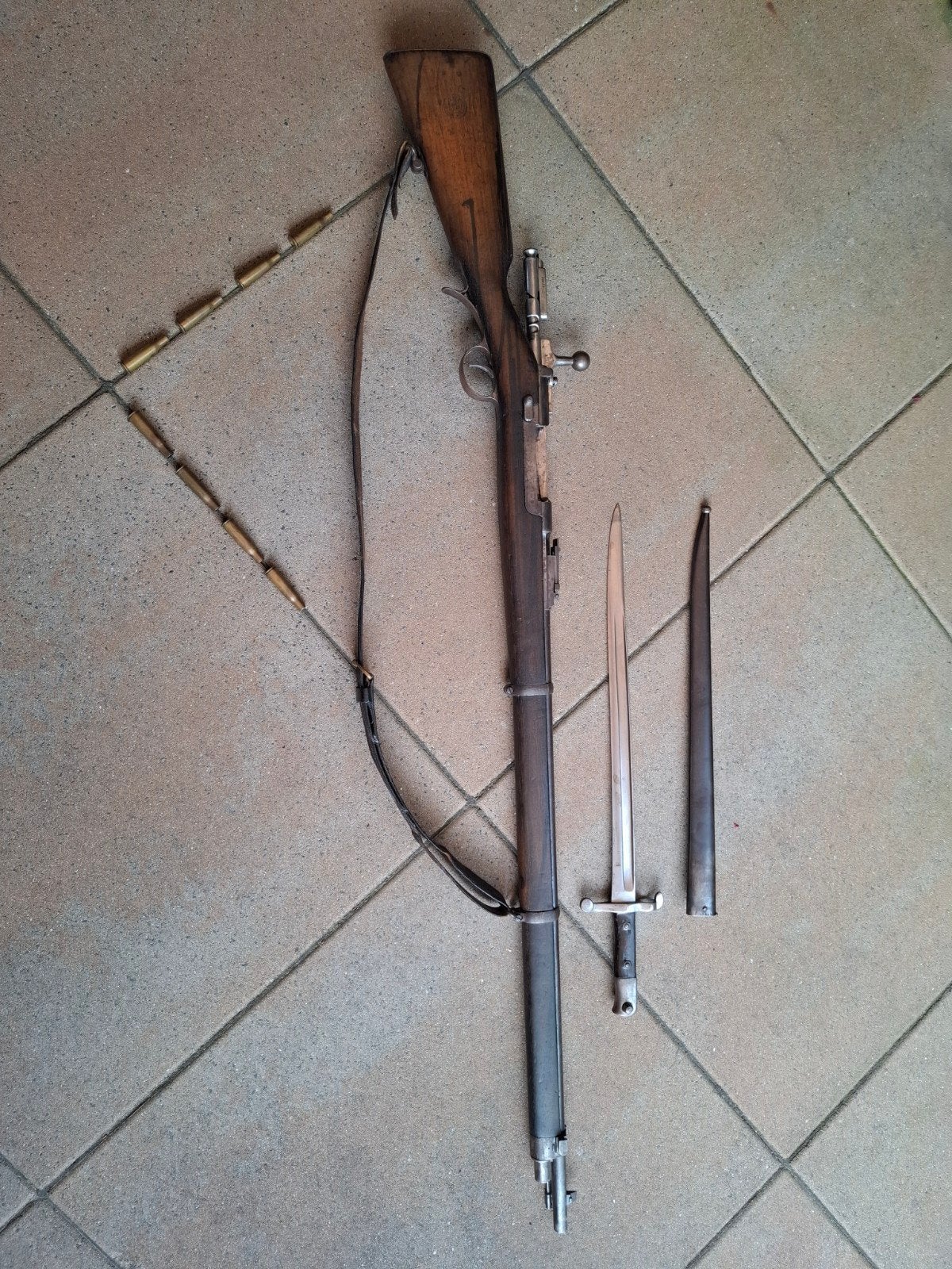 Kropatschek Model 1886 met pompstok, bajonet, riem en hulzen, Ophalen of Verzenden, Landmacht, Overige gebieden, Overige typen