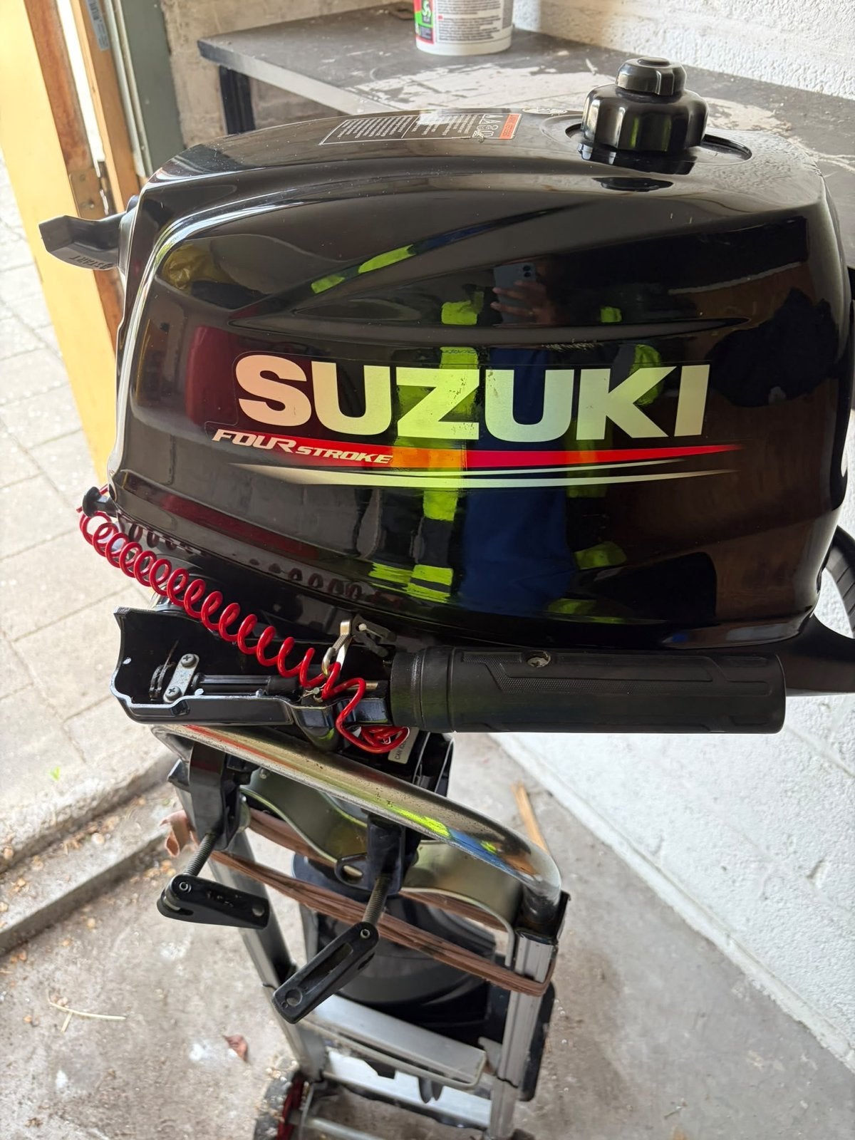 Suzuki 6pk Langstaart Buitenboordmotor met Tank en Stuurstok, Ophalen of Verzenden, Gebruikt, Motor en Techniek, Zeilboot of Motorboot