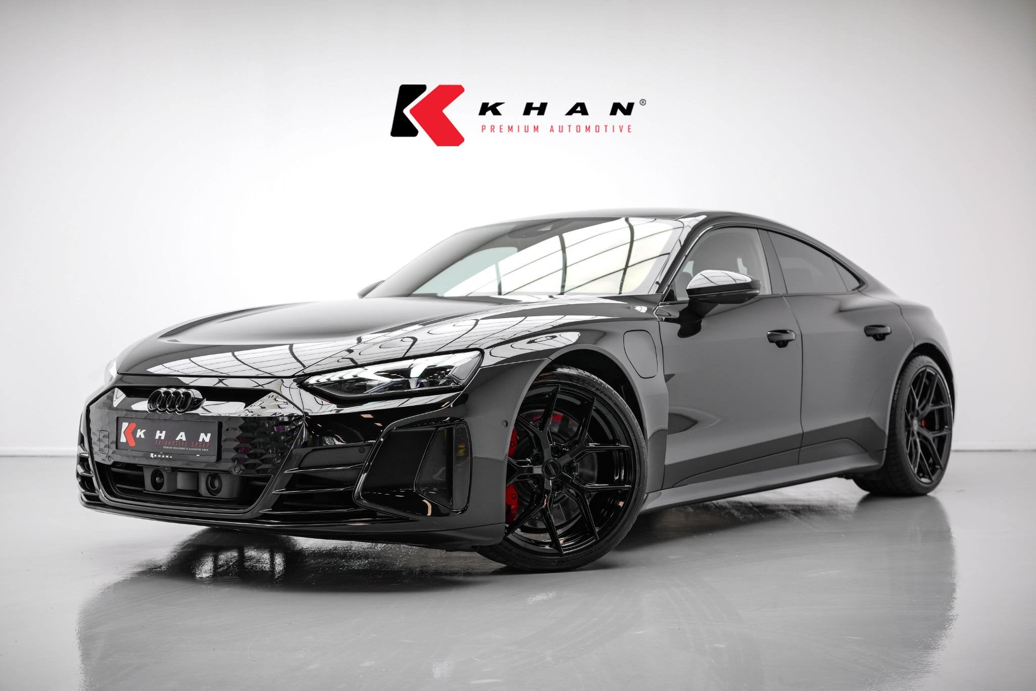 Audi e-tron GT RS 93 kWh |Full Carbon|Luchtvering|Vossen|Nig, Auto's, Automaat, Stof, Gebruikt, Zwart