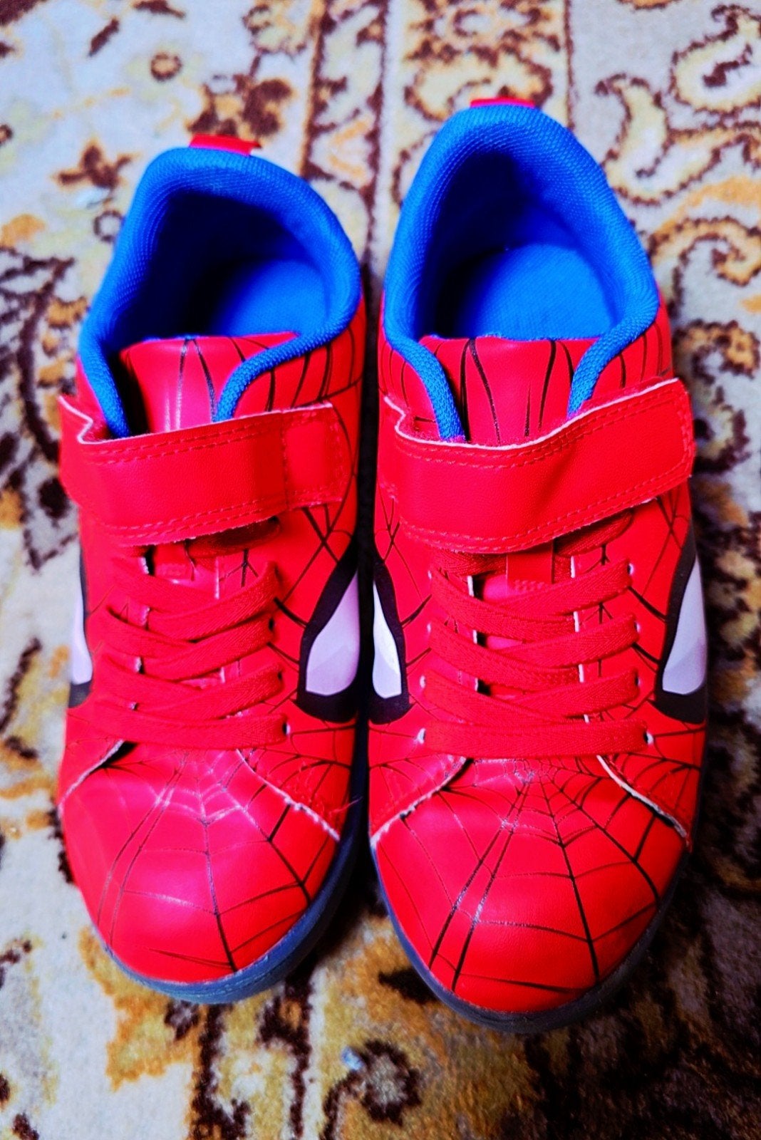 Lichtgevende Spiderman schoenen, Ophalen of Verzenden, Gebruikt, Jongen, Schoenen