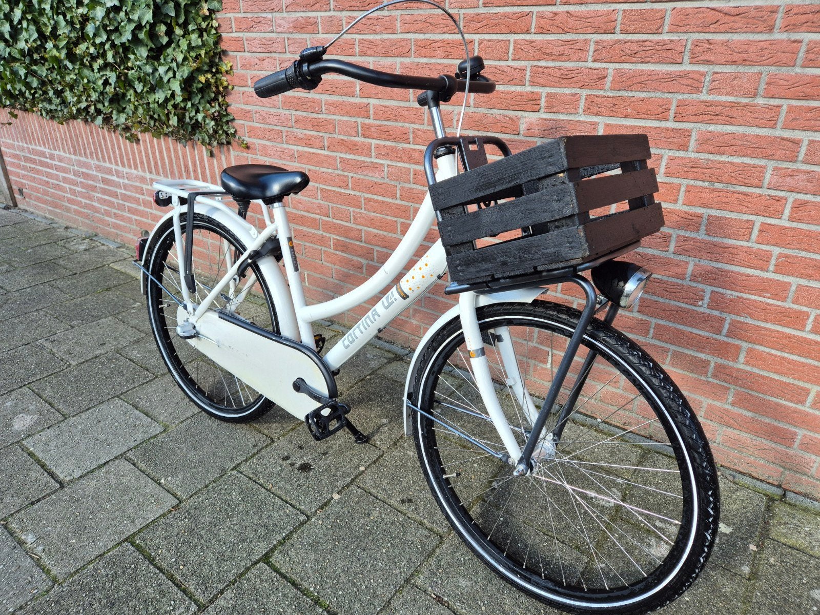 Cortina U4 26 inch Transportfiets Meisjes - Wit, Terugtraprem, Gebruikt, Cortina U4 transportfiets, Versnellingen
