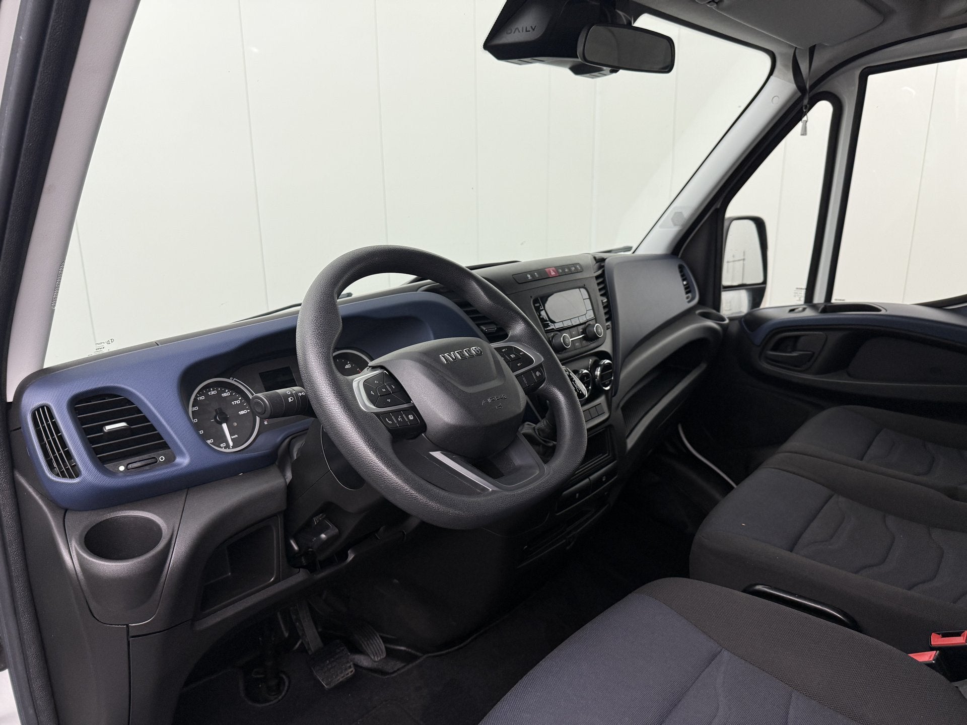 Iveco Daily 35C16 Hi-Matic Automaat Bakwagen+Laadklep | Airc, Auto's, Automaat, Stof, Gebruikt, Euro 6