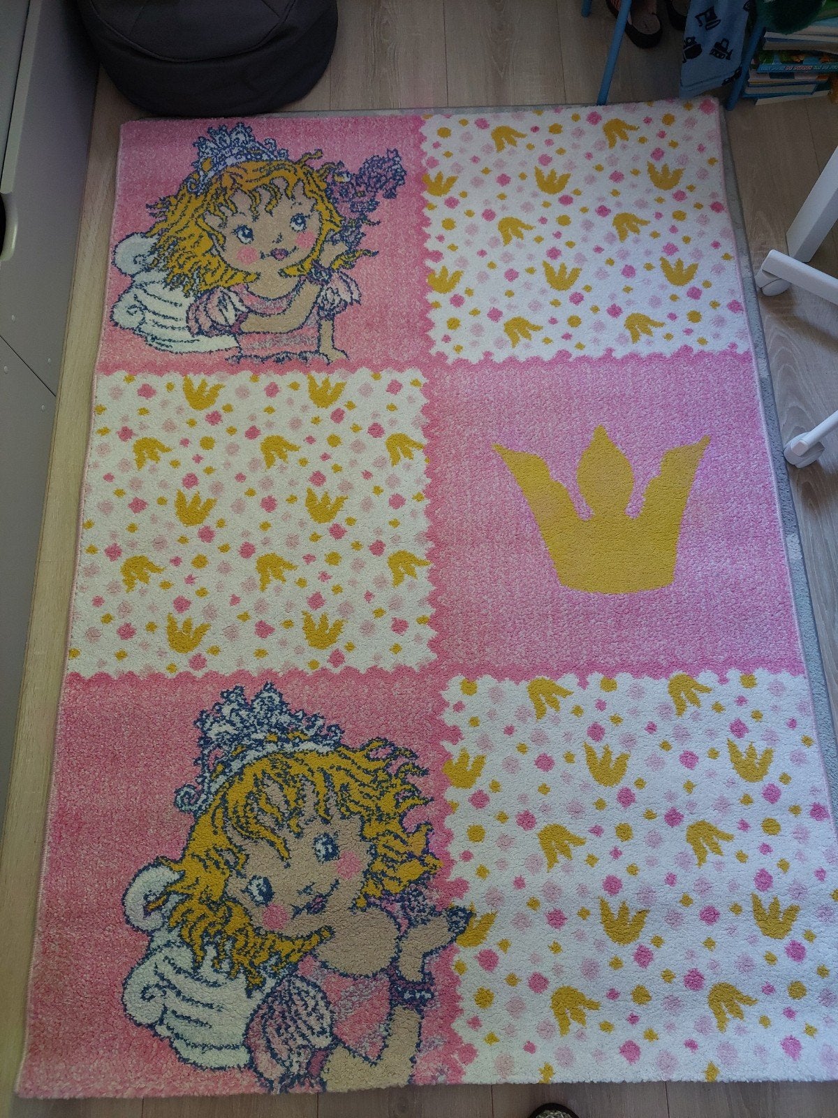 vloerkleed / speelkleed meisjeskamer, Ophalen, Zo goed als nieuw