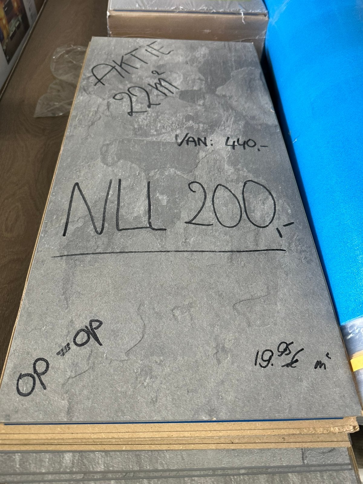 Laminaat / tegel-look vloer Authentic Expressions – 22 m², Ophalen, 50 tot 150 cm, Nieuw, 10 m² of meer