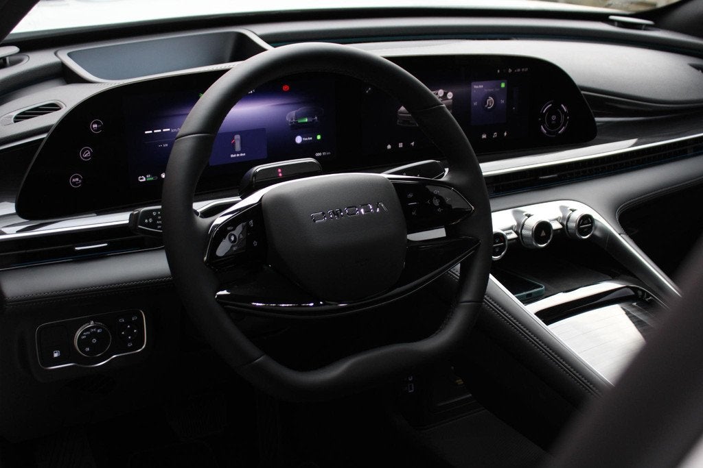 Omoda 9 1.5T-GDi SHS-P Premium 20"LM velgen, Elek.schuif/kan, Auto's, Overige Auto's, Automaat, 12 maanden, Euro 6, Wit