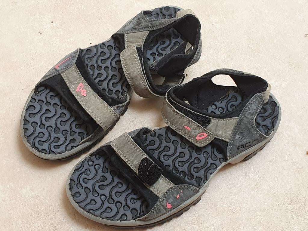 Nike sandalen maat 36 5, Schoentjes, Nike, Verzenden, Jongetje of Meisje