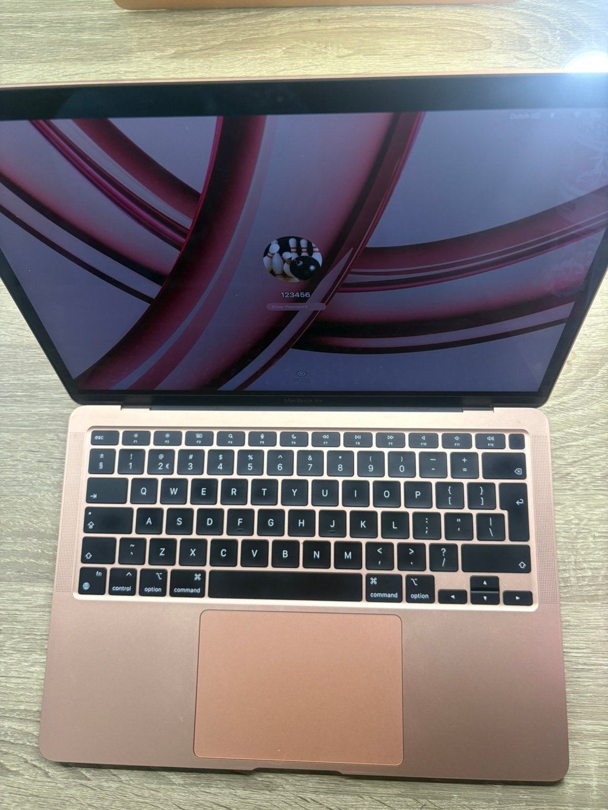 Foto 3 van Macbook air 2020