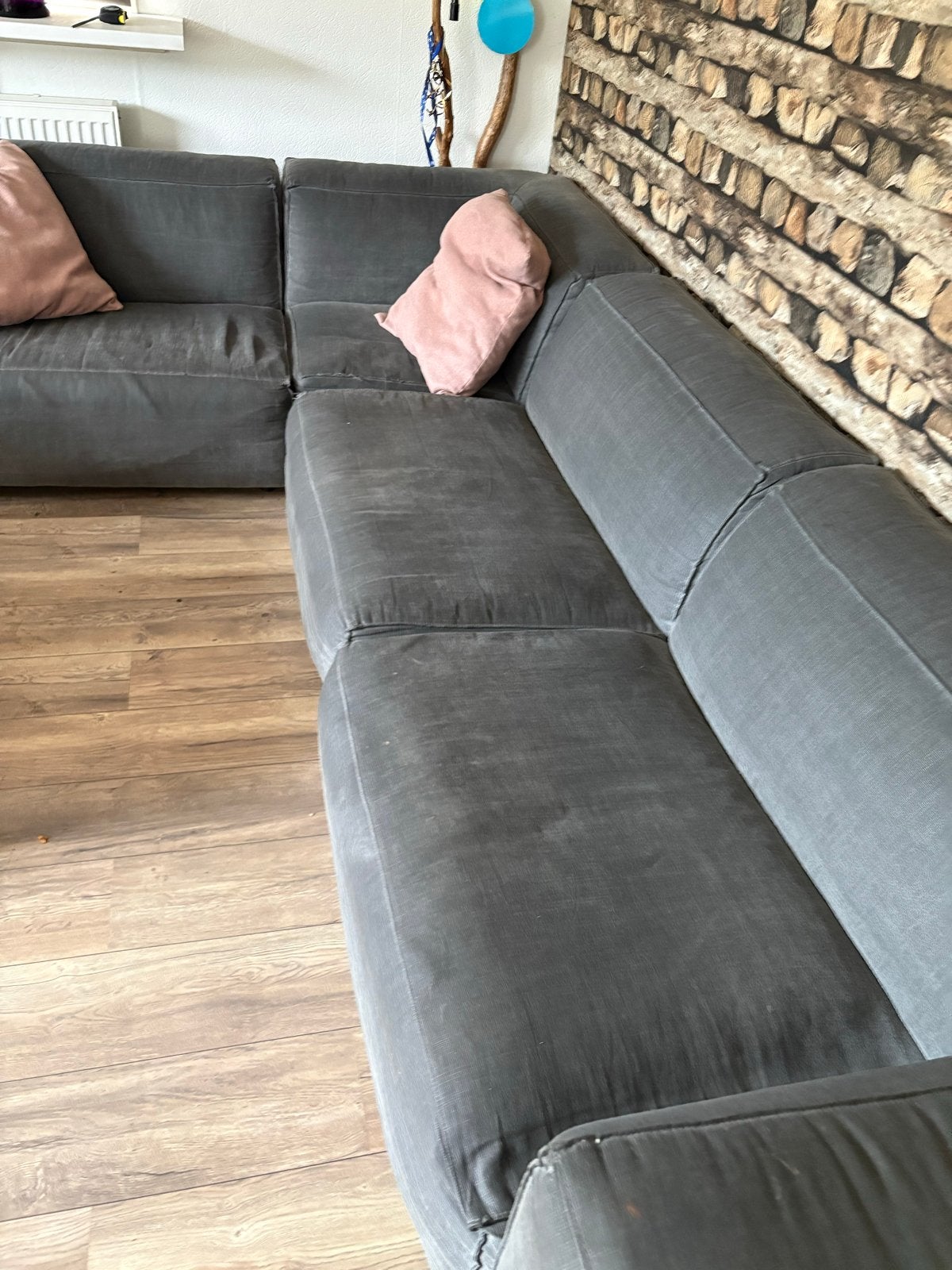 Grijze hoekbank, comfortabel en ruim, Ophalen, 250 tot 300 cm, Gebruikt, 100 tot 125 cm