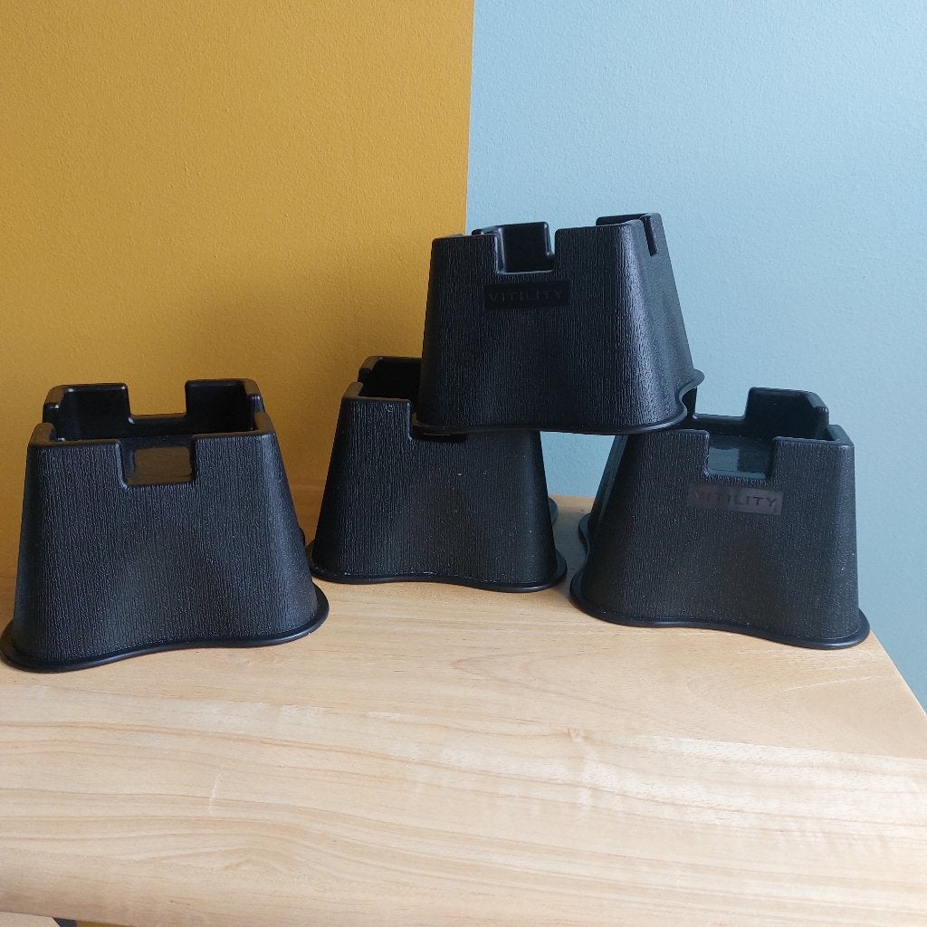 4 stuks bedverhogers, bank, stoel verhogers 7 cm, kunststof, Diversen, Ophalen of Verzenden, Zo goed als nieuw