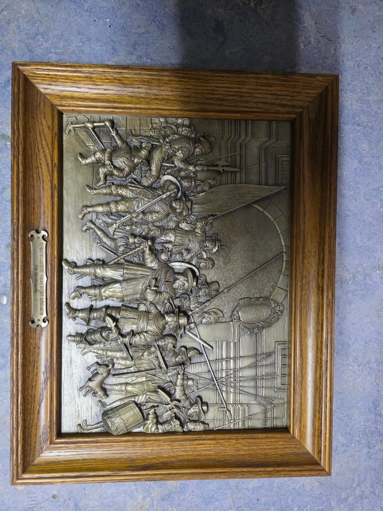 WMF SInn Nachtwacht Reliëf in Houten Lijst, Ophalen of Verzenden, Wanddecoratie, Scène, 20 - 50 cm