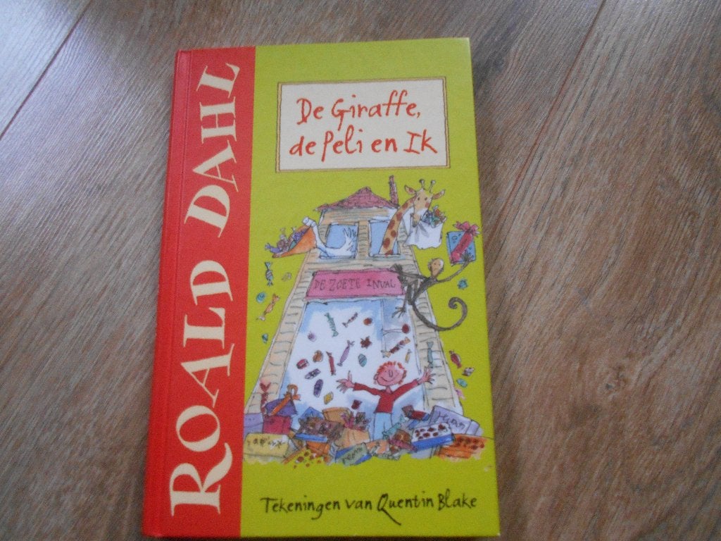 Roald Dahl De giraffe, de peli en ik, Boeken, Ophalen of Verzenden, Zo goed als nieuw, Fictie algemeen