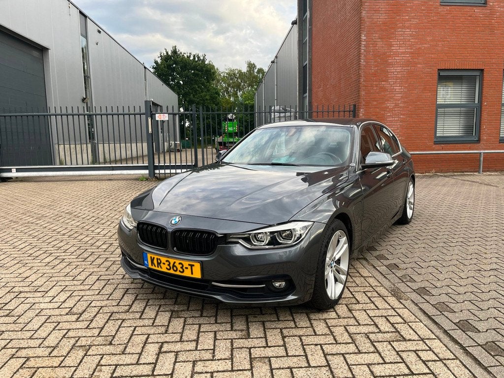 BMW 3-serie 330e High Executive, Auto's, BMW, Automaat, 1998 cc, Achterwielaandrijving, Gebruikt