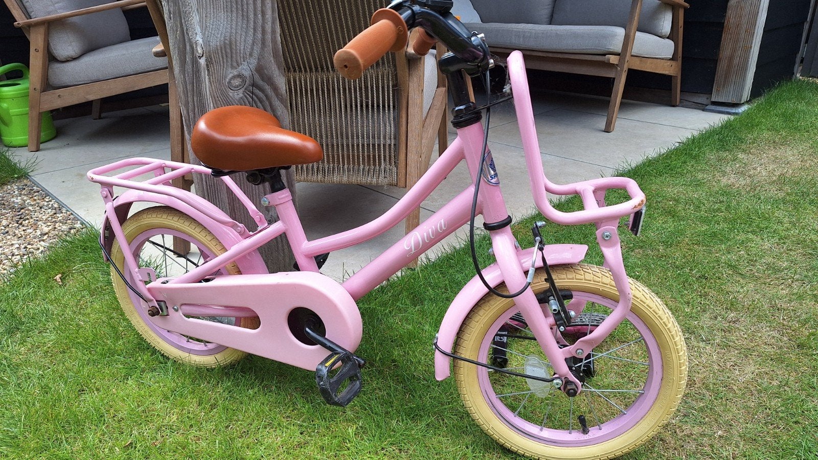 Spirit Diva meisjesfiets 14 inch - Roze met zijwieltjes, Fietsen en Brommers, Fietsen | Kinderfietsjes, Ophalen, Zijwieltjes, Gebruikt