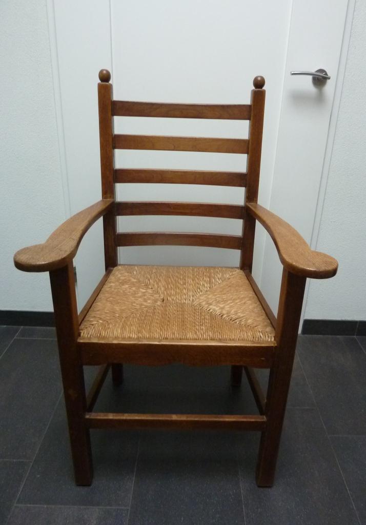 Vintage houten knopstoel met rieten zitting., Huis en Inrichting, Ophalen, Gebruikt, Bruin, Hout