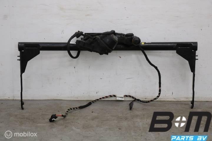 Org zwenkbare trekhaak VW Passat B8 sedan 3G5803881, Gebruikt