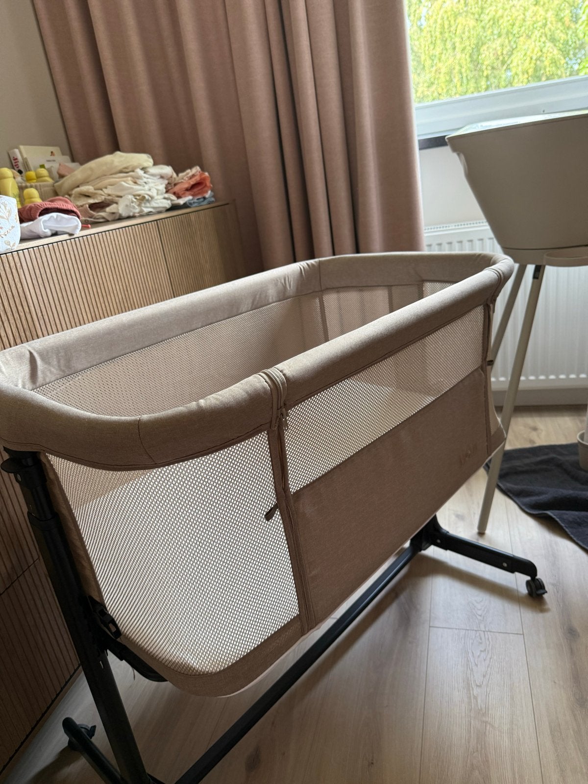 Novi Co-Sleeper / Wiegje - Zo goed als nieuw, Ophalen, Zo goed als nieuw, Wieg