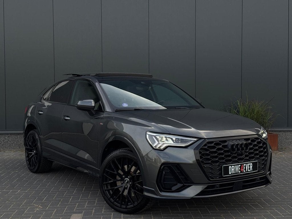 Audi Q3 Sportback 45 TFSI e 3x S Line PANO | NAVI | LEDER |, Auto's, Audi, Gebruikt, Met garantie (alle), Hybride Elektrisch/Benzine