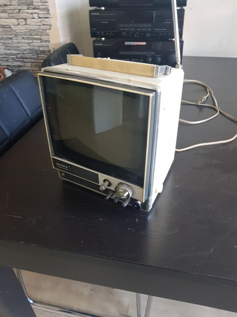 Sony zwart/wit tvtje, Ophalen of Verzenden