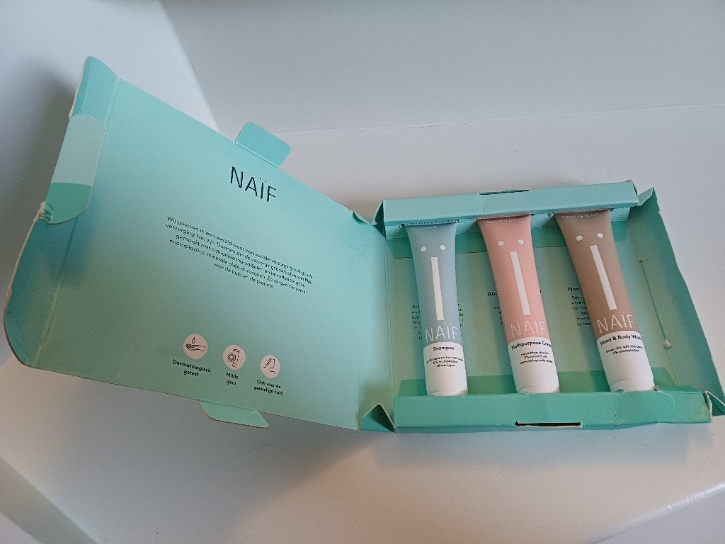 NAIF DOOSJE SHAMPOO.MULTIPURPOSE CREAM.HAND&BODY WASH NIEUW, Ophalen of Verzenden, Nieuw, Bad & Douche