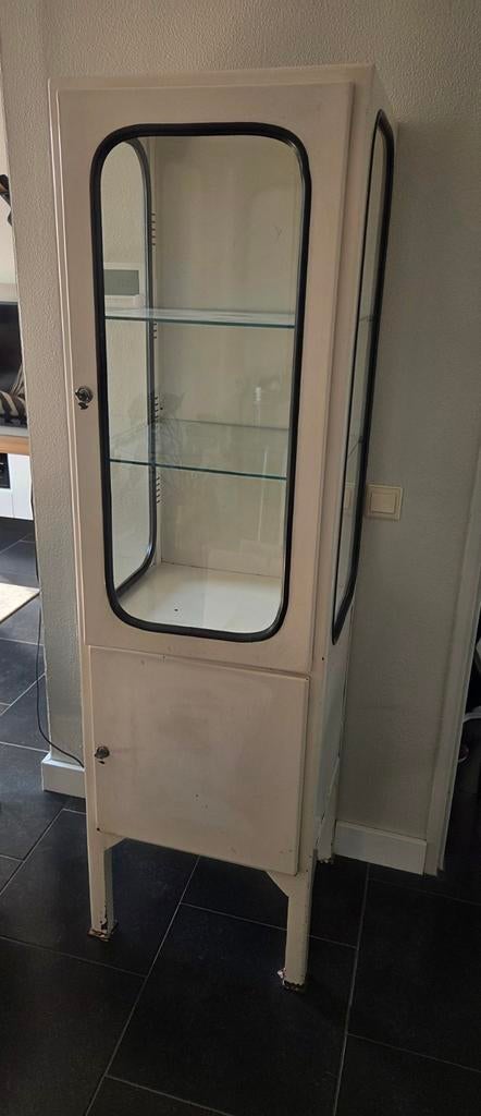 Zeldzame Hongaarse Apothekerskast - Vintage Medische Kast, Ophalen