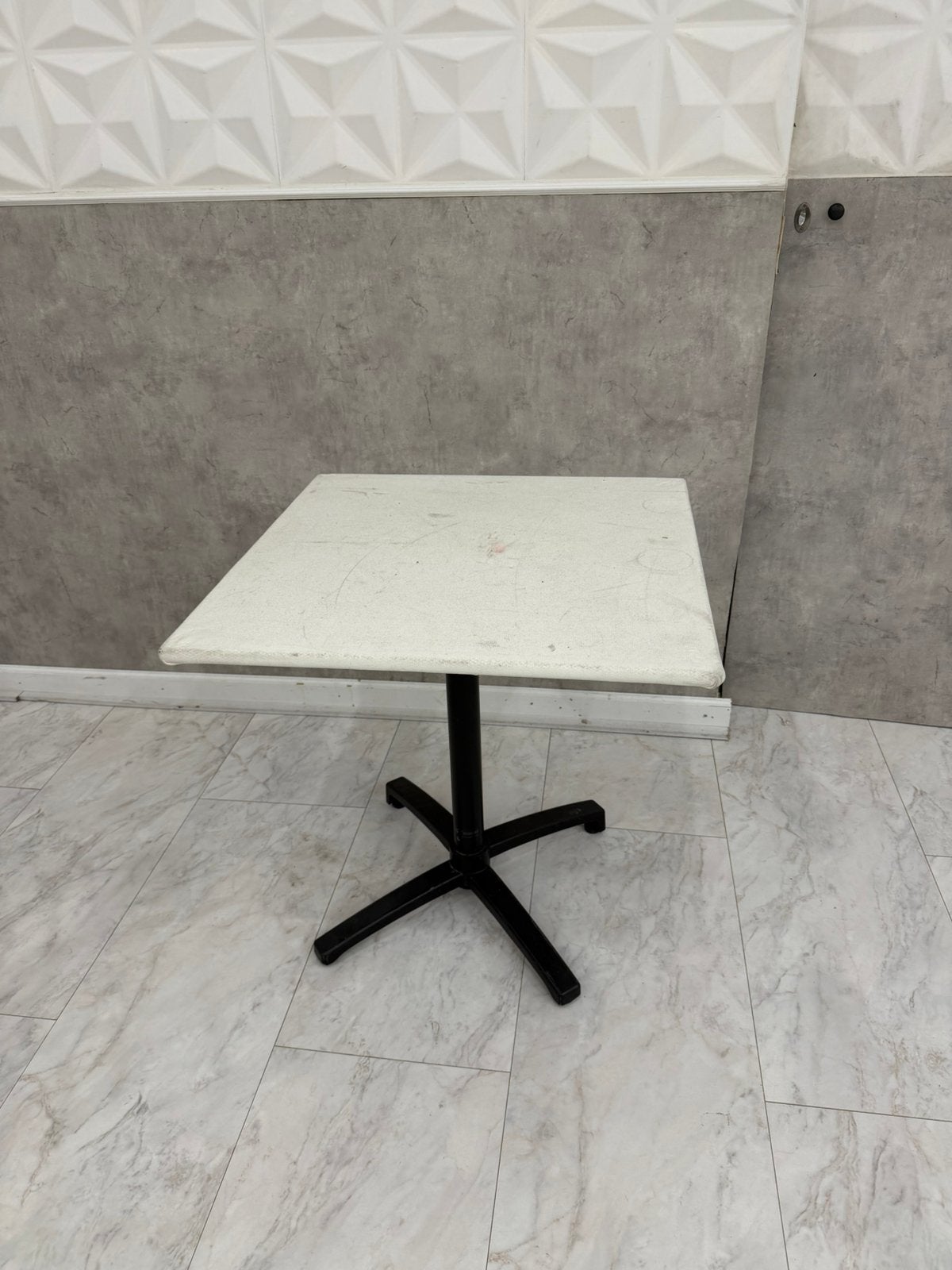 Stevige vierkante tafel klapbaar 75x75 cm – horeca / kantine, Ophalen, Gebruikt, Vierkant, Metaal