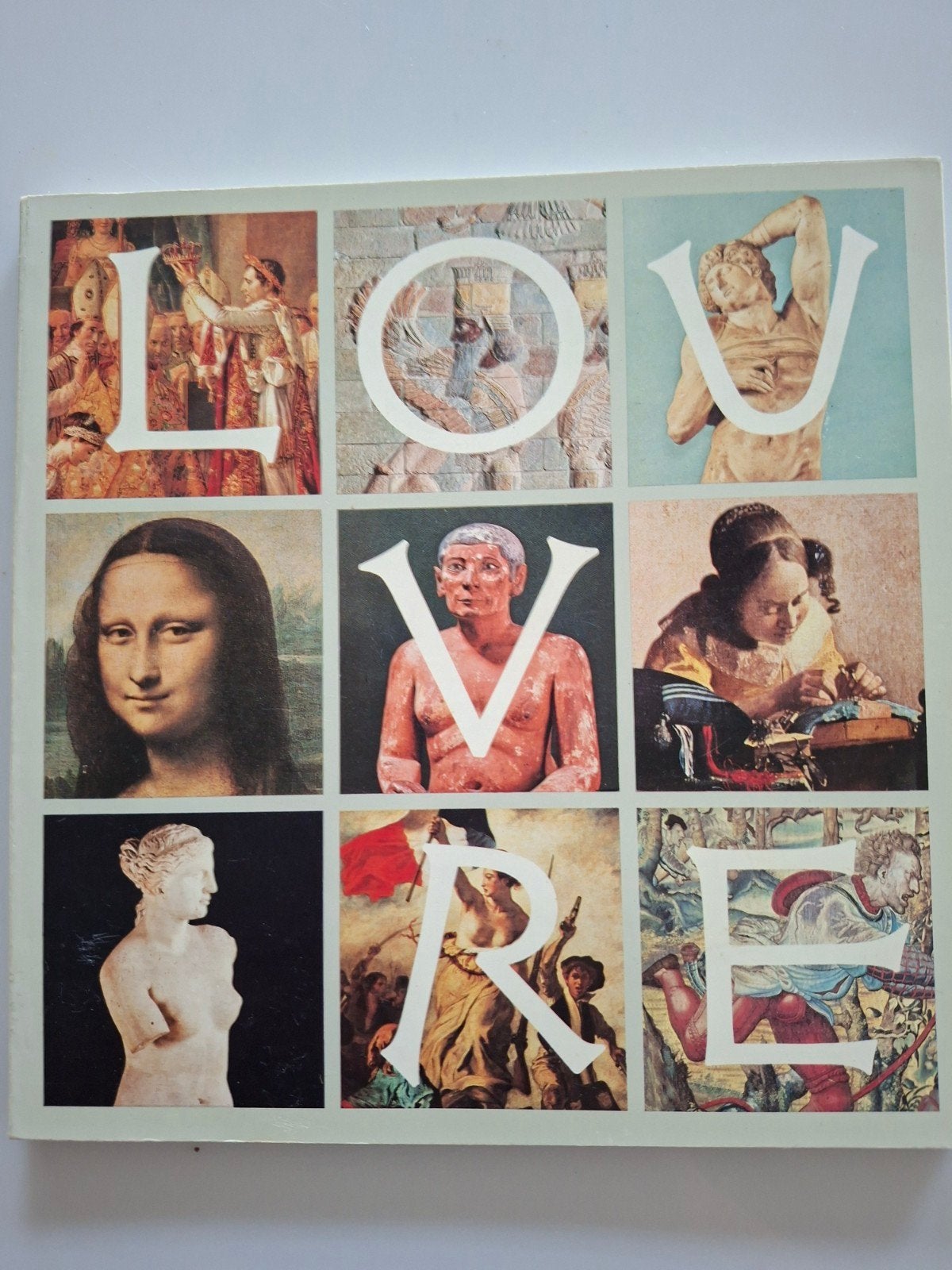 Louvre editions des musees nationaux, Ophalen of Verzenden