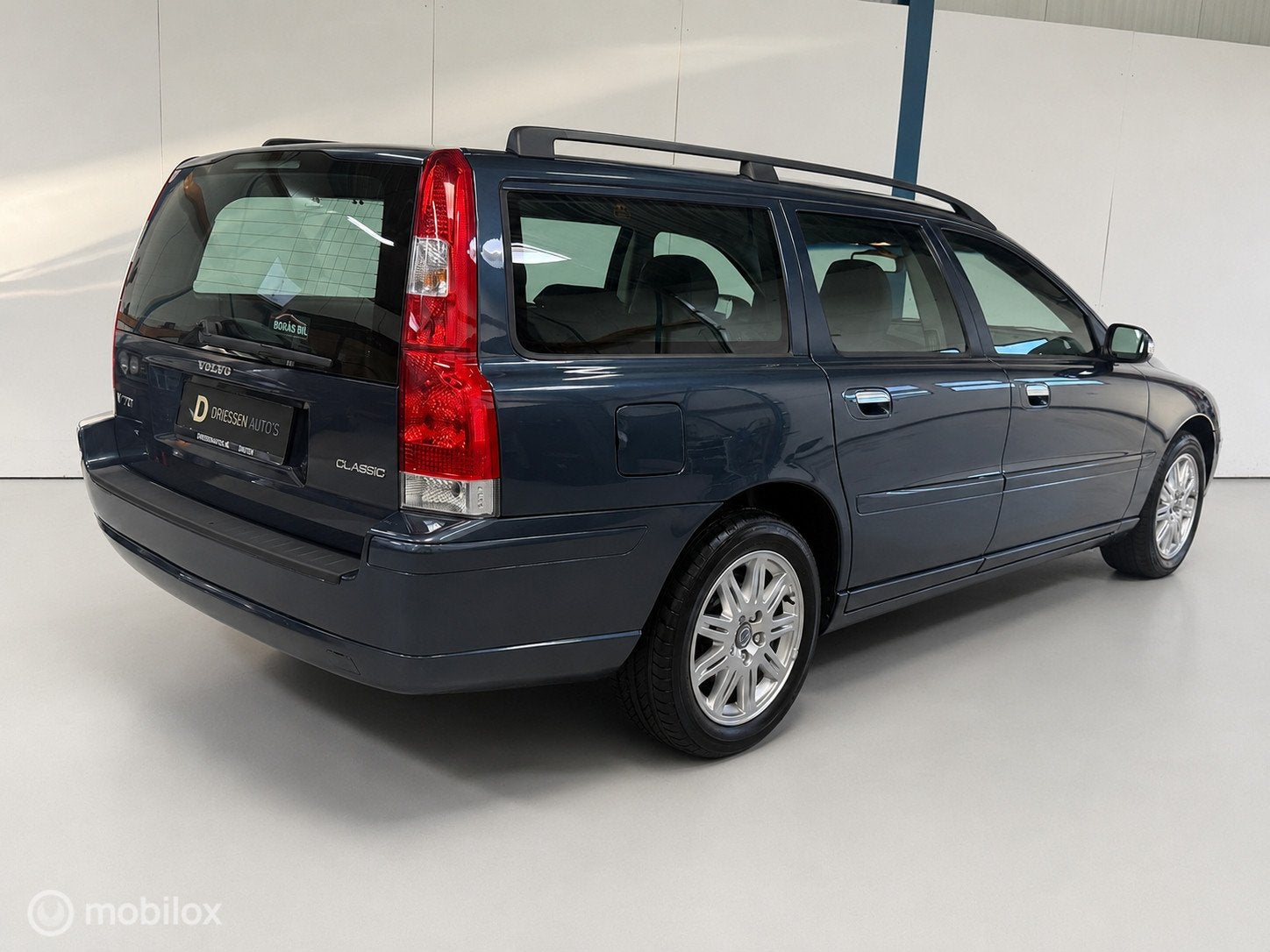 Volvo V70 2.4 Edition Classic UNIEKE FABRIEKS NIEUWE STAAT, Gebruikt, 1498 kg, 2435 cc, 170 pk