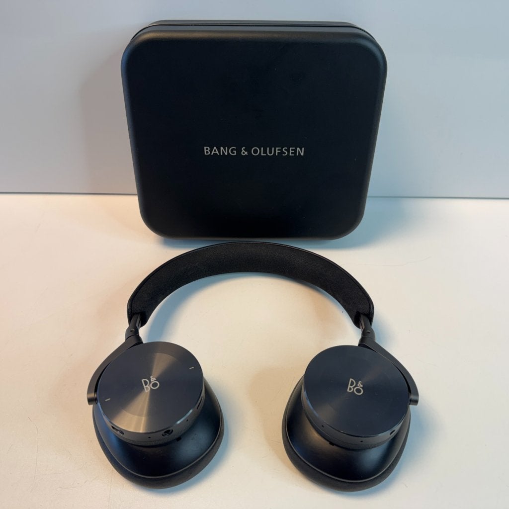 Bang & Olufsen H95 Draadloze koptelefoon | Nette Staat, Bang en Olufson, Gebruikt, Support@bangenolufson.com, Bang & Olufsen Group
Peter Bangs Vej 15
7600 Struer
Denmark