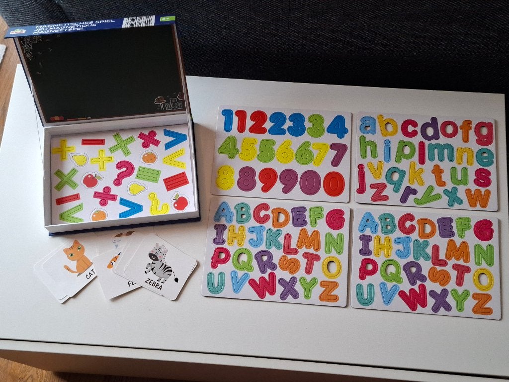 Magnetische Speelset met letters & cijfers, Leerzaam & Leuk!, Kinderen en Baby's, Ophalen of Verzenden, Zo goed als nieuw, Taal en Lezen
