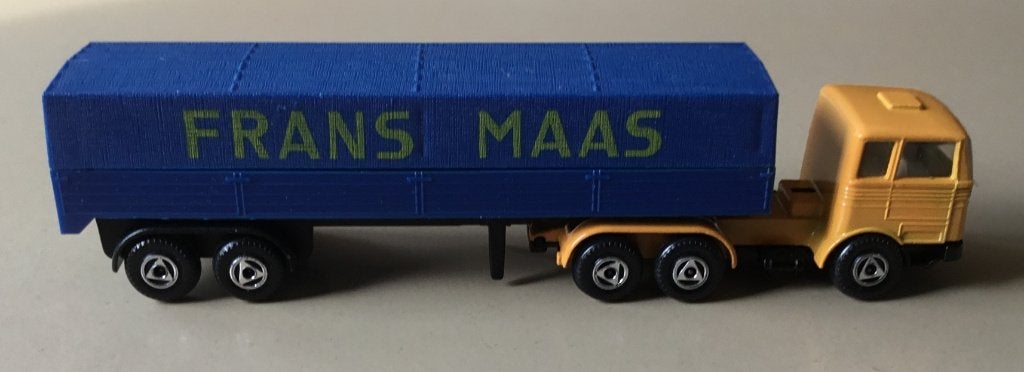 EFSI 1:87 Mercedes GESLOTEN OPLEGGER " FRANS MAAS ", Ophalen of Verzenden, Zo goed als nieuw, Bus of Vrachtwagen, Efsi