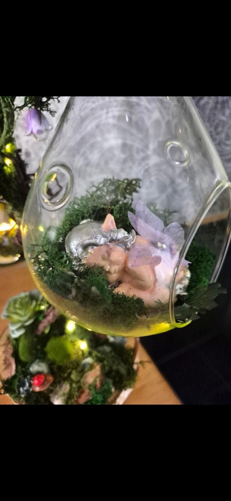 Babyfairy in glas- Mini elfenbos op verlichte boomschijf, Ophalen of Verzenden, Nieuw