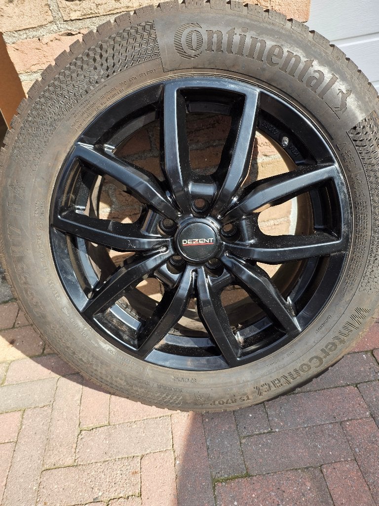 Set van 4 winterbanden,17"-235-55 -H op lichtmetalen velgen., Auto-onderdelen, Ophalen, Gebruikt, Banden en Velgen, 17 inch