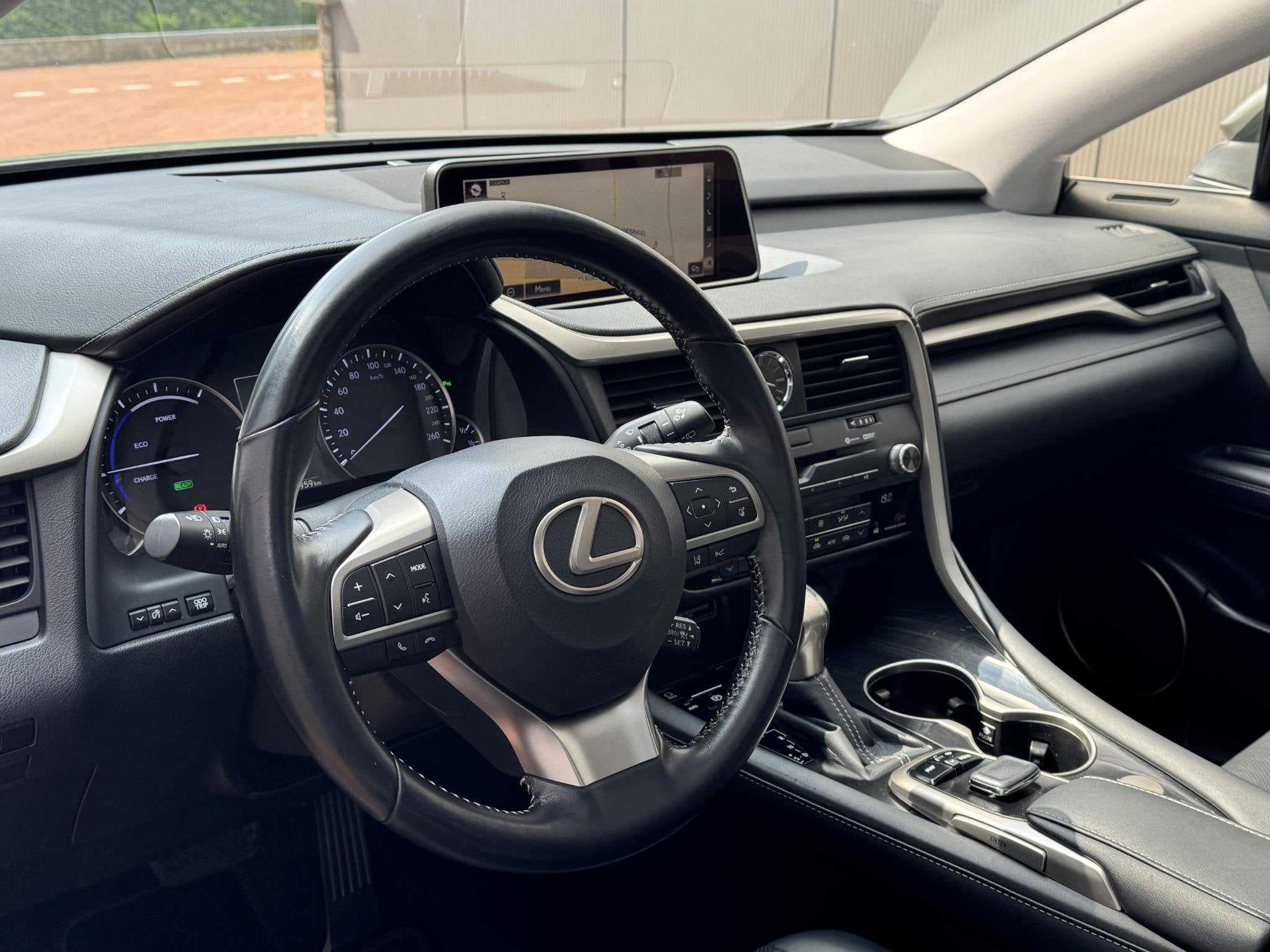 Lexus RX 450h 4WD AppleCarplay Pano (Red Carpet tot 2-2027), Auto's, Lexus, Automaat, Euro 5, Gebruikt, 2000 kg