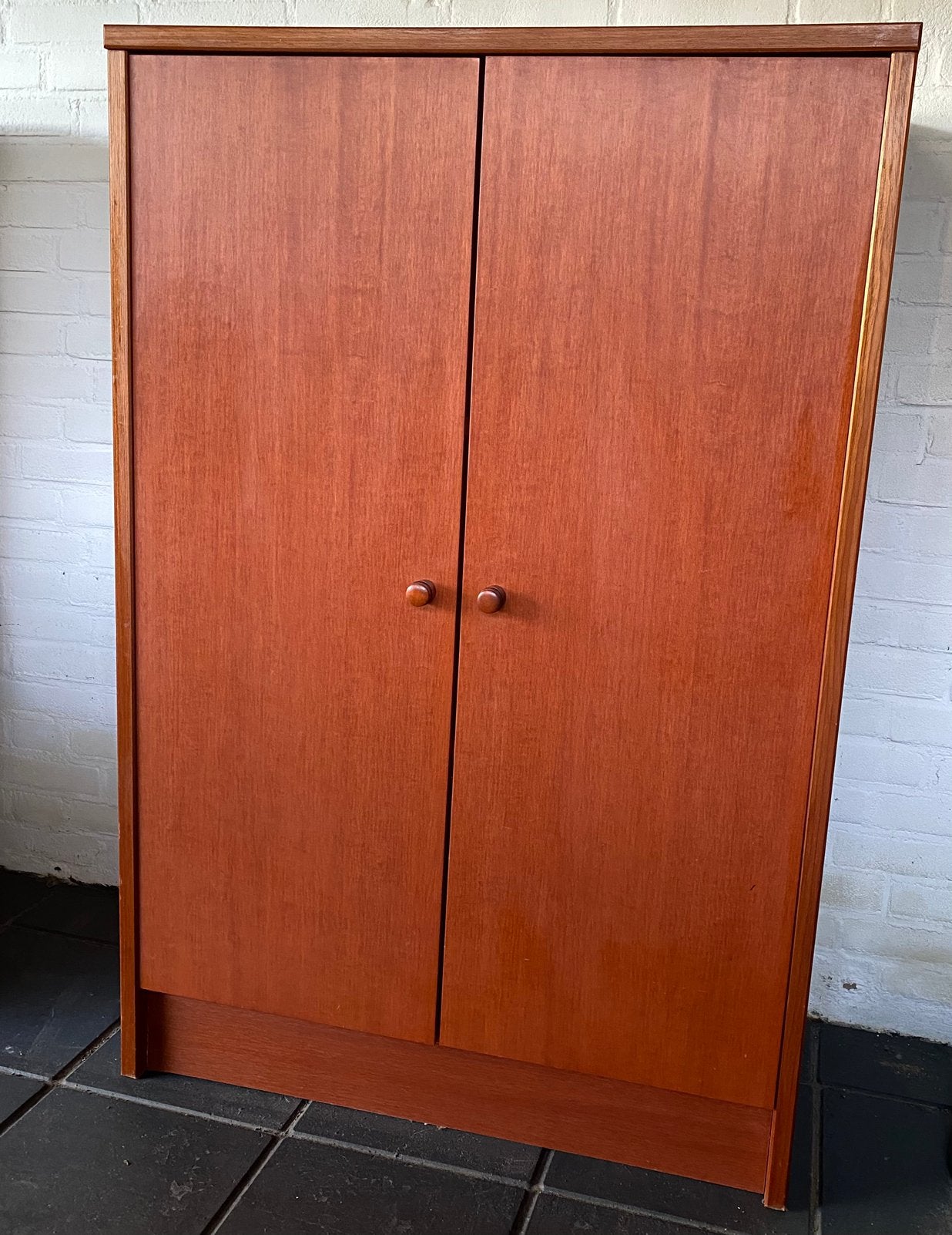 Vintage kast teak kleur, Huis en Inrichting, Ophalen, Gebruikt, 25 tot 50 cm, 50 tot 100 cm