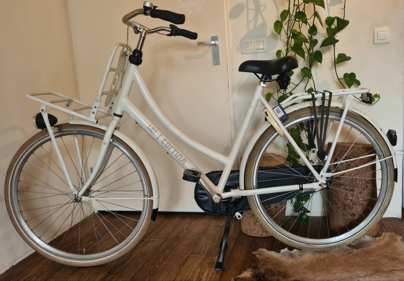 Cortina U4 transportfiets || Damesfiets || Nexus 3-speed, Ophalen, Terugtraprem, Cortina U4 transportfiets, Versnellingen