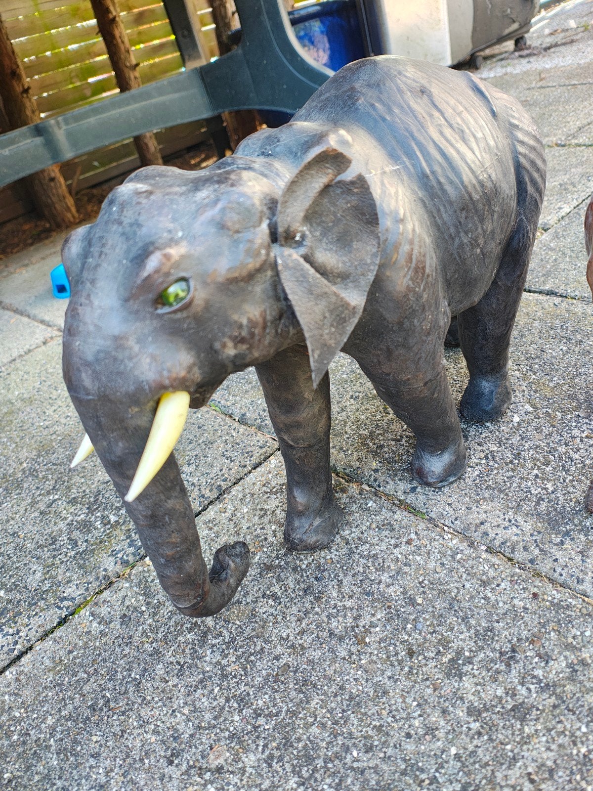 Olifant ,Kameel,Giraf van Leer - Handgemaakt Beeldje, Ophalen of Verzenden, Zo goed als nieuw, Dier