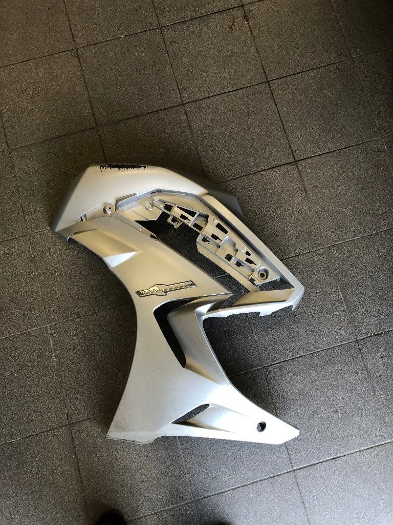 Kuip linker zijde FJR1300, Mat Silver 1, 1MC-2835J-00-P6, Motoren, Ophalen, Gebruikt