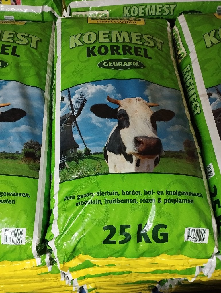 koemestkorrels 25 kilo kg koemest korrels mestkorrels, Ophalen, Tuinaarde