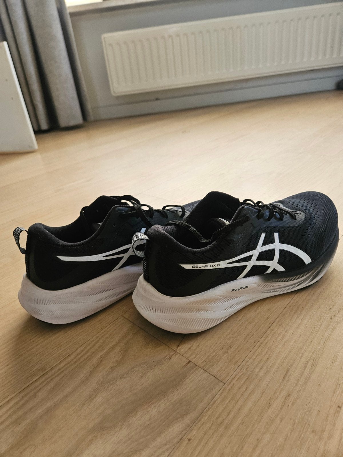 Nieuwe Asics Gel-Flux 8 mt 41.5, Ophalen of Verzenden, Nieuw, Hardloopschoenen
