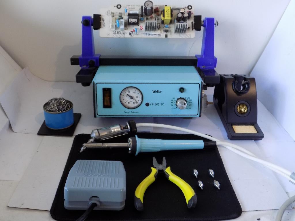 WELLER VP 700 EC DESOLDEERSTATION, Ophalen of Verzenden, Zo goed als nieuw