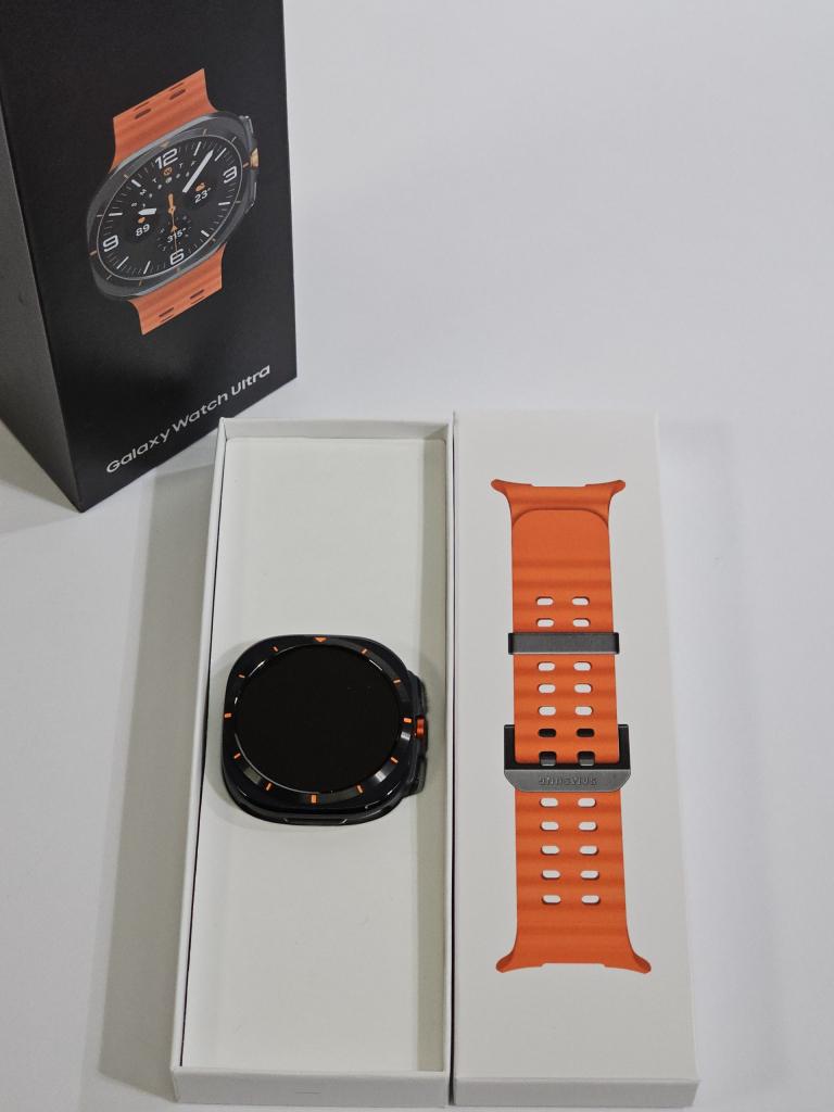Samsung Galaxy Watch Ultra (2024) Grijs - 47mm | Retourdeal, Afstand, Nieuw, Ophalen of Verzenden, Samsung