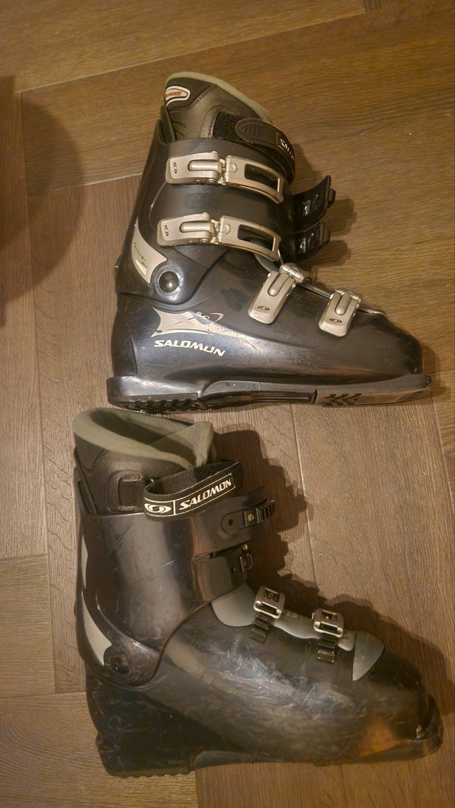 Salomon skischoenen - Maat 45 1/3 (UK 11, US 11.5), Sport en Fitness, Gebruikt, Schoenen, Skiën, Salomon