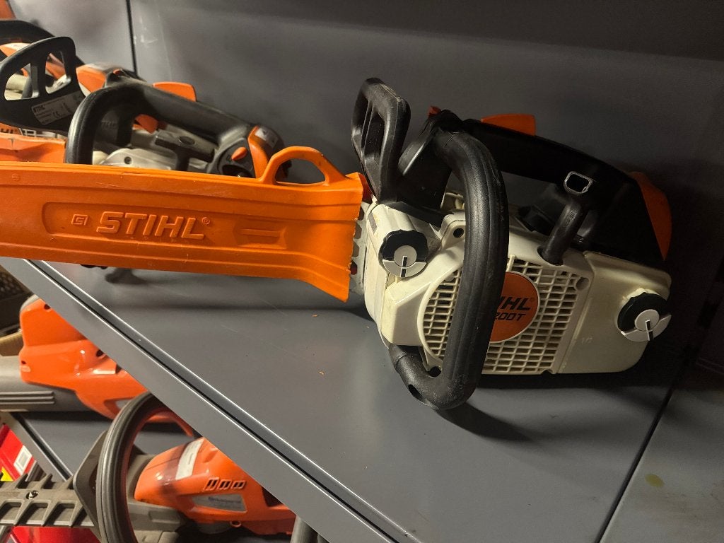 Stihl MS200T Kettingzaag, Tuin en Terras, Hand-tuingereedschap, ., Overige soorten, Ophalen of Verzenden, Zo goed als nieuw