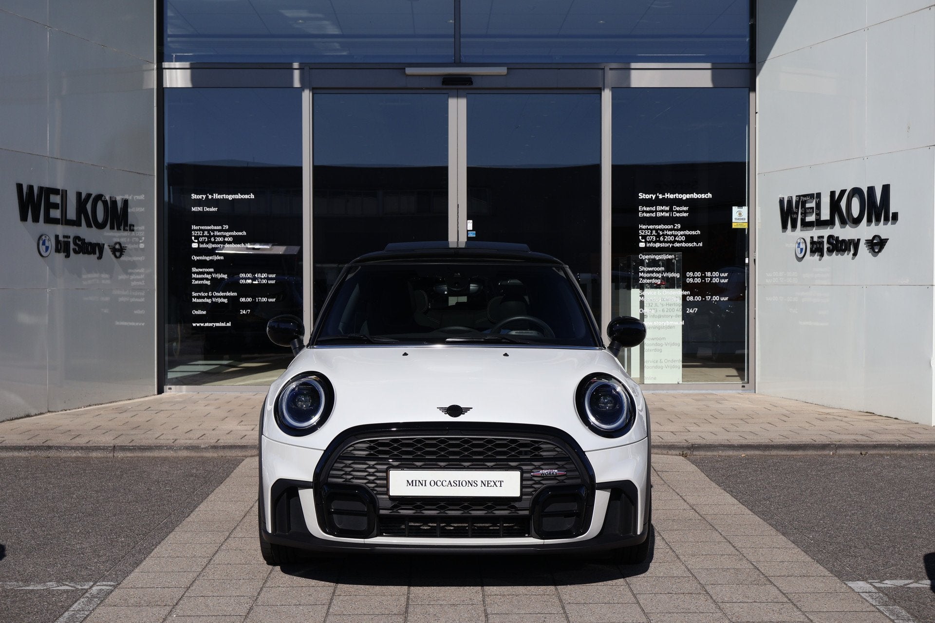 MINI Hatchback Cooper JCW Rockingham GT Automaat / Premium P, Auto's, Dealer onderhouden, Gebruikt, Met garantie (alle), 4 stoelen