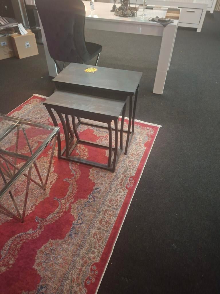 Driedelige salontafel zwart hout showroommodel, Huis en Inrichting, Tafels | Salontafels, Ophalen of Verzenden