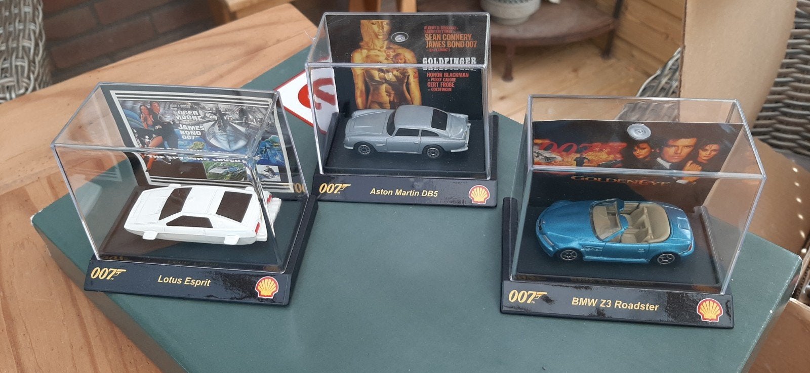 3 stuks ook miniatuur auto. serie 007, Ophalen, Overige merken