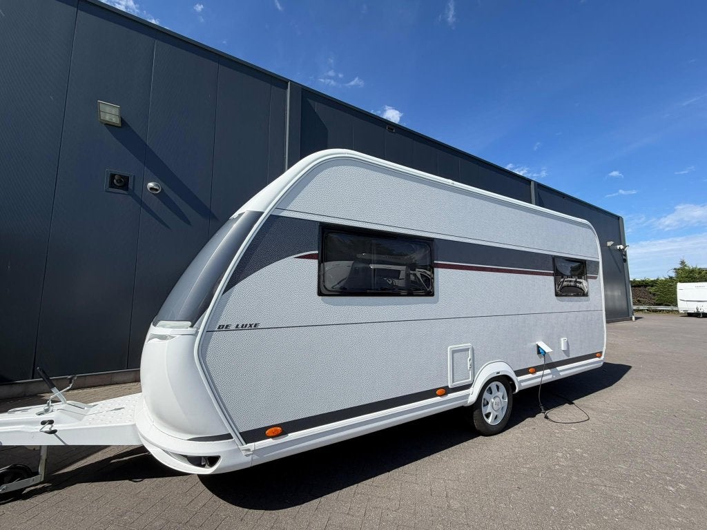 Hobby De Luxe 495 UL Model 2027!, Schokbreker, Rondzit, Hobby, Bedrijf